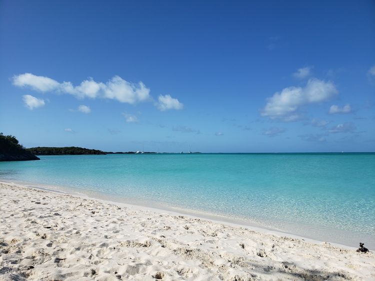 A morning at the beach, Shroud Cay, Bahamas